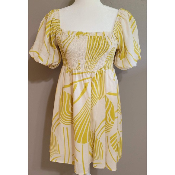 Urban Revivo Dresses & Skirts - Urban Revivo Summer Babydoll Dress